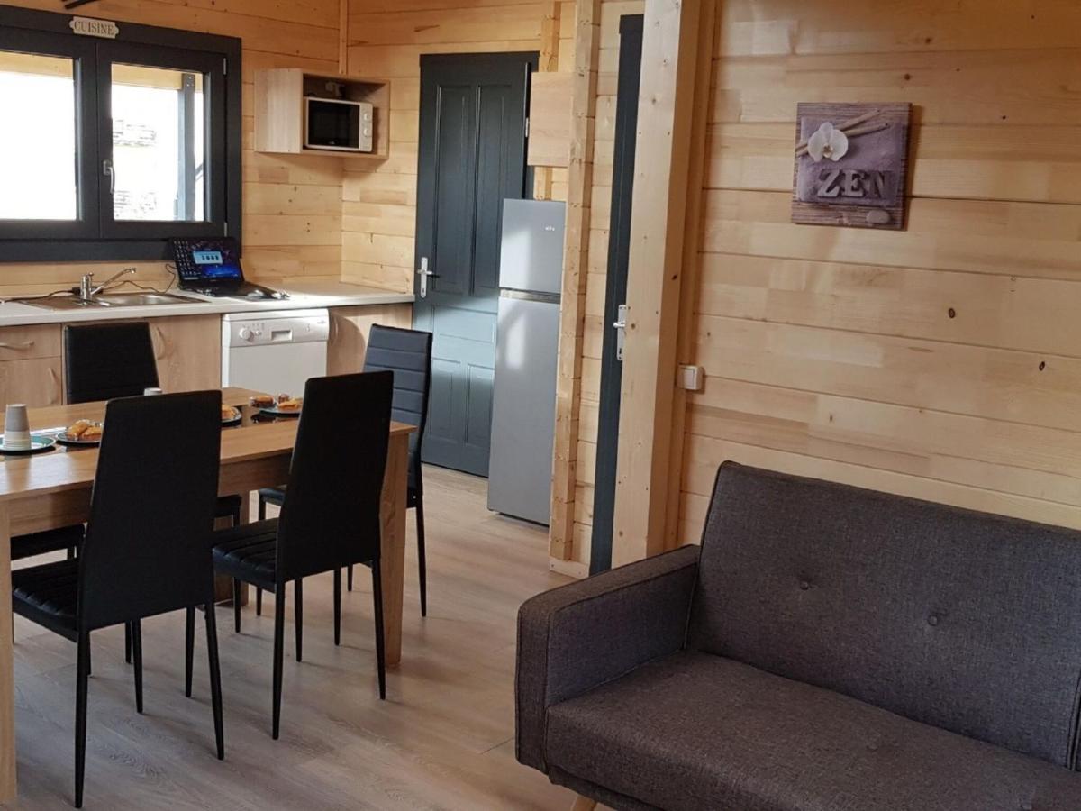 Chalet In Saint Laurent On A Slope Kültér fotó